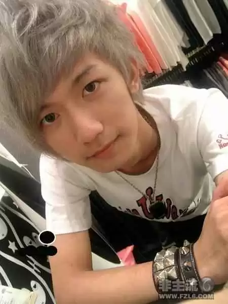 男生穿对颜色指南 告别路人甲变焦点