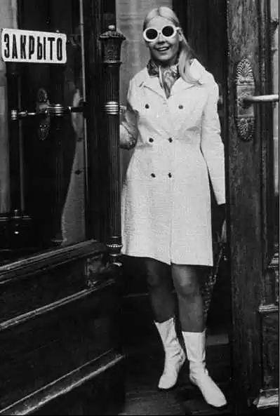 穿越回七十年代 看看那时到底流行些啥子哟