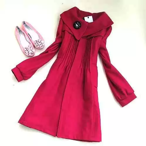 紫色毛衣外套搭配全攻略 穿出你的独特气场