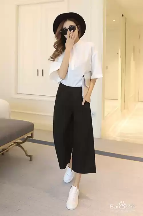 阔腿裤下面配啥鞋才好看？街拍达人悄悄透露这几个秘诀